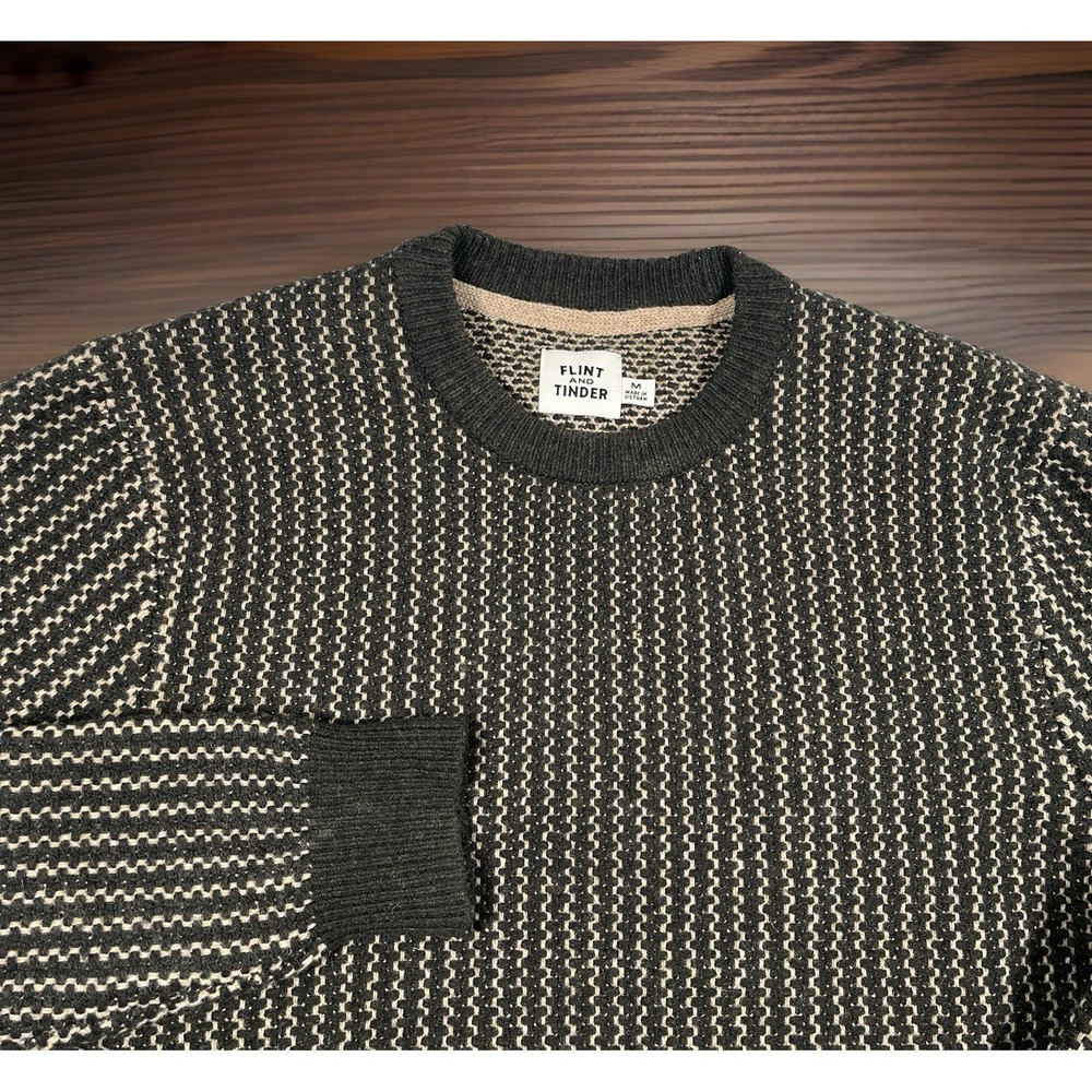 Flint and Tinder Mens Lambswool Crewneck Sweater Medium Charcoal Beige Textured